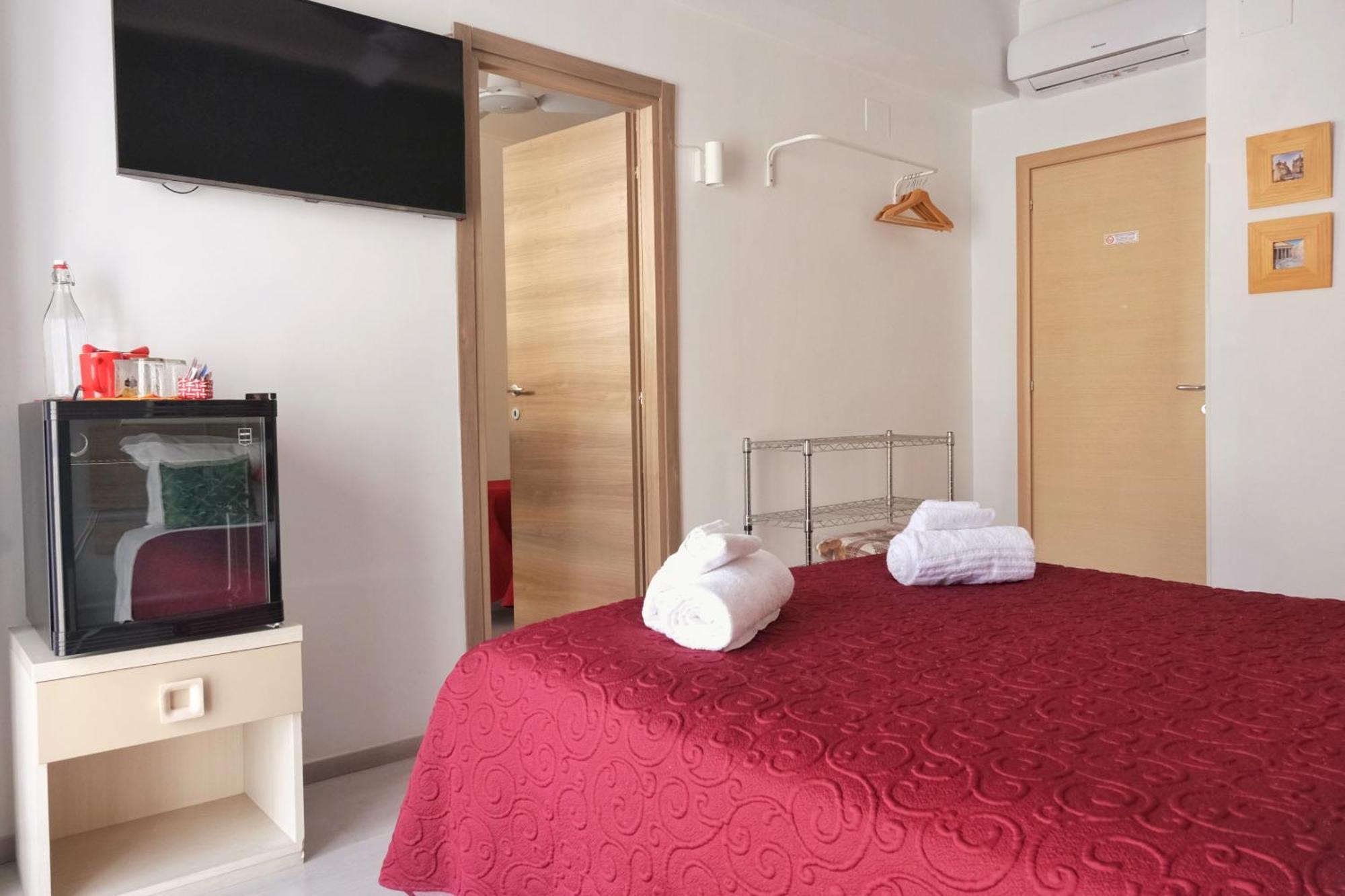 Domus Viatoris Hotel Rome Exterior photo