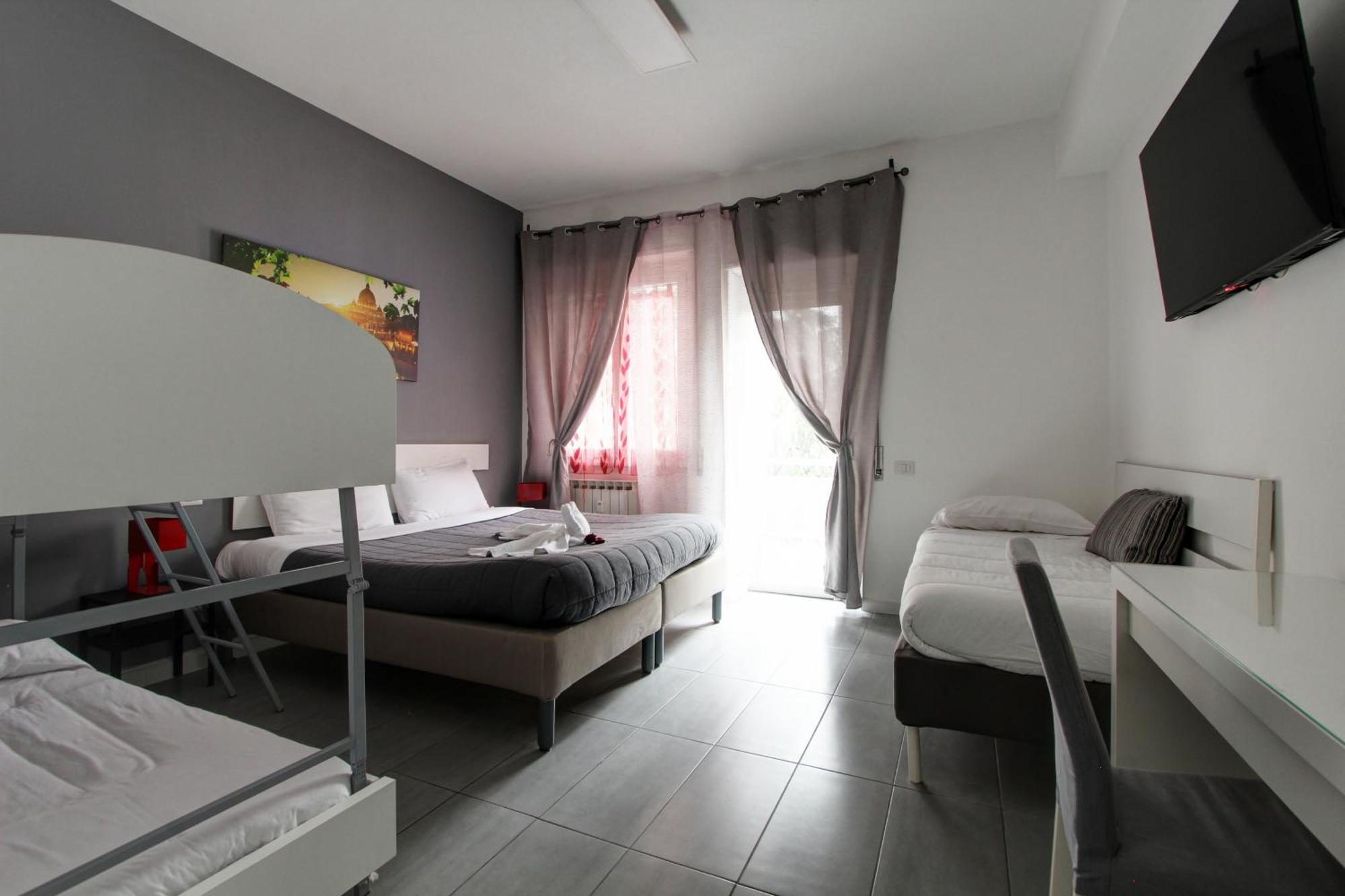 Domus Viatoris Hotel Rome Exterior photo