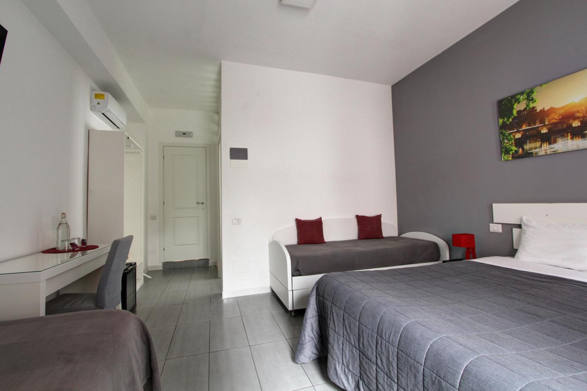 Domus Viatoris Hotel Rome Exterior photo